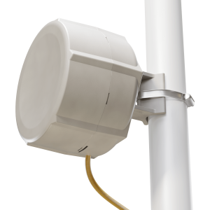 MikroTik SXT LTE6 kit with FG621-EA card - Image 2