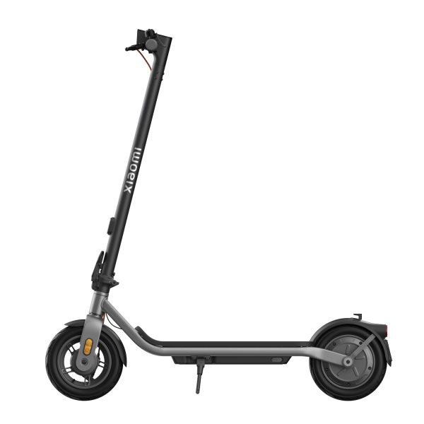BHR09AQGL_Xiaomi-Electric-Scooter-6-Essential_wr_01a